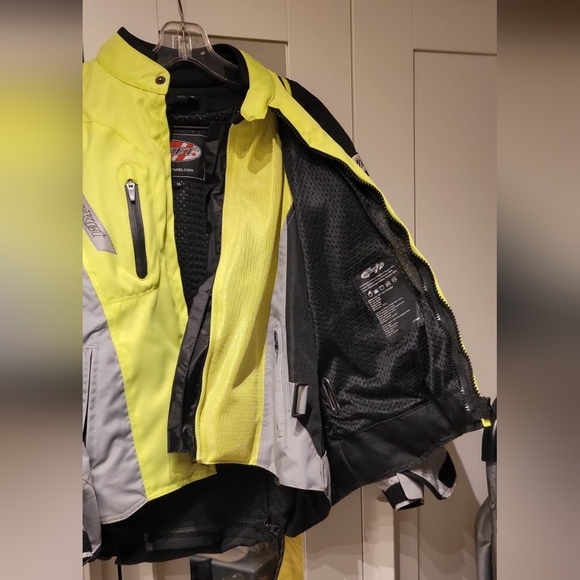 Joe Rocket Motorcycle Jacket - Picture 11 of 13